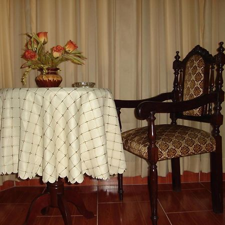 Hotel Suite Plaza Трухильо Экстерьер фото