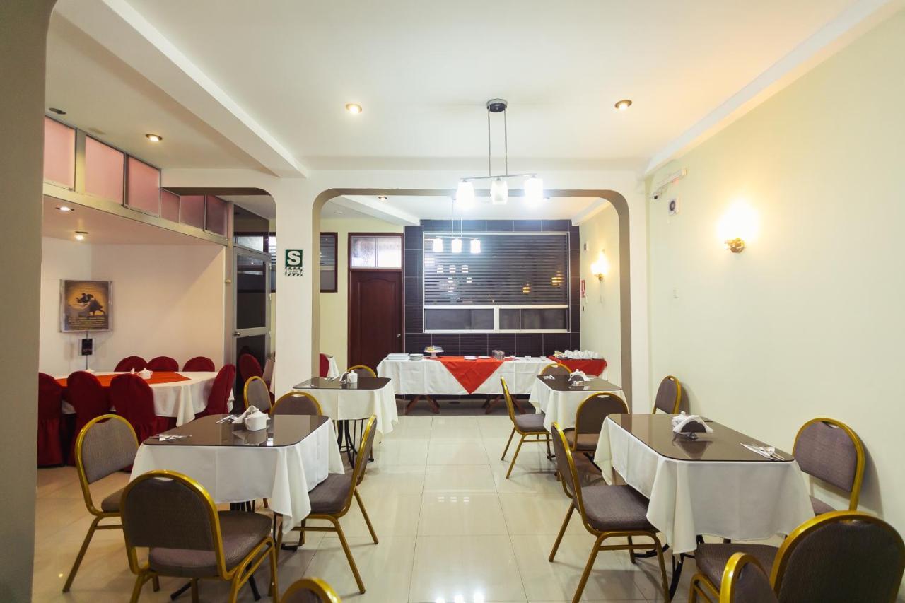 Hotel Suite Plaza Трухильо Экстерьер фото