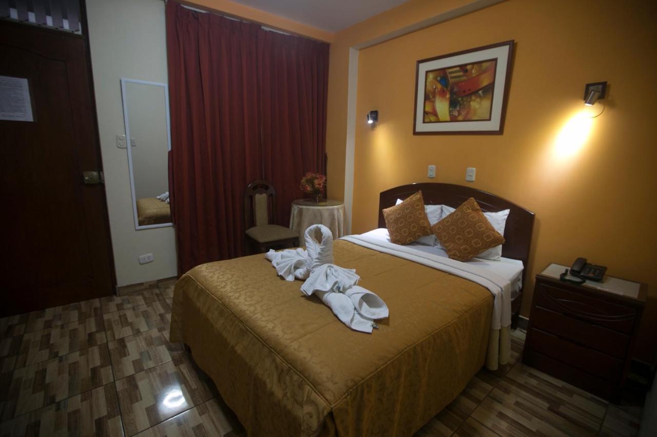 Hotel Suite Plaza Трухильо Экстерьер фото