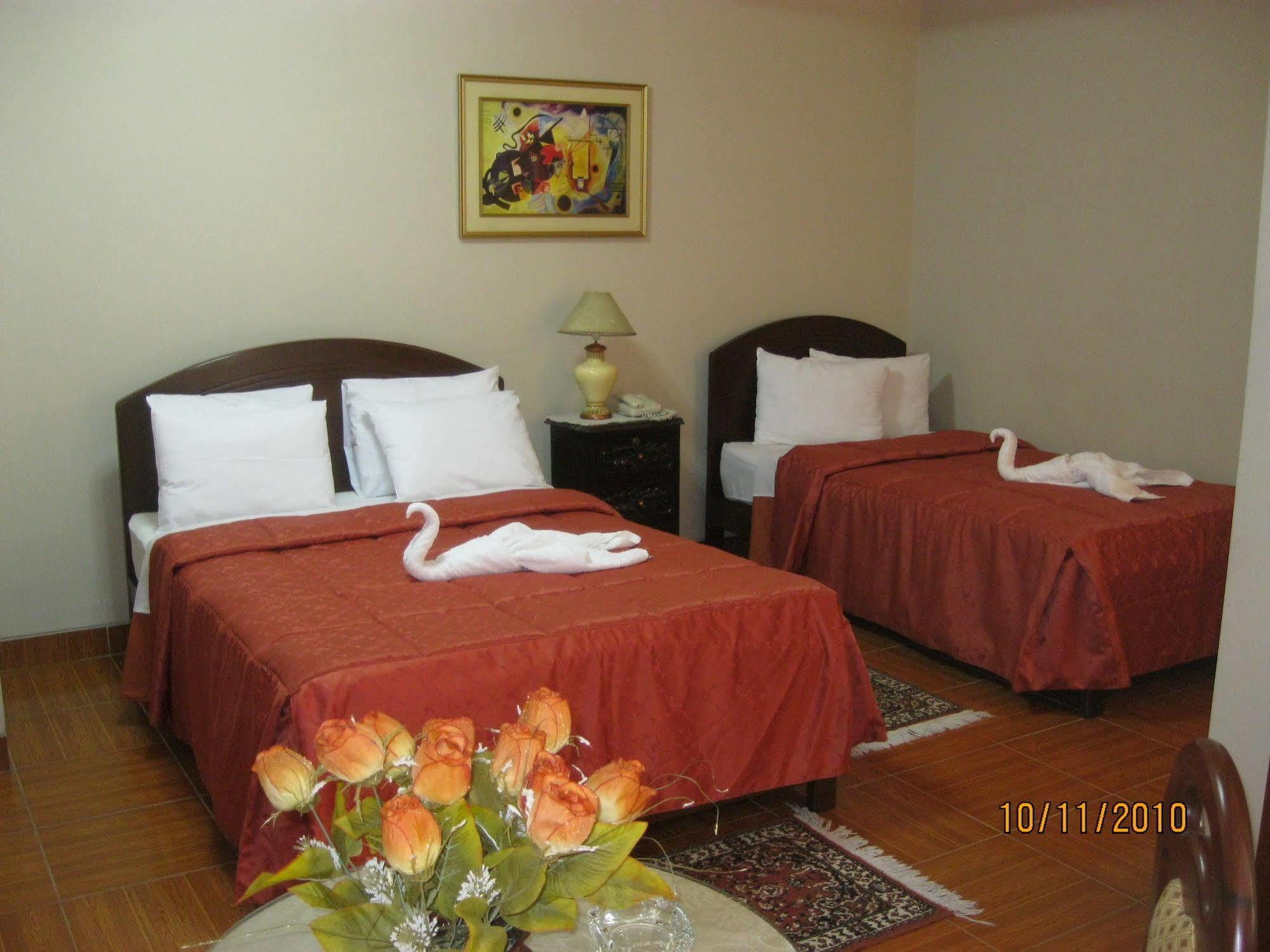 Hotel Suite Plaza Трухильо Экстерьер фото